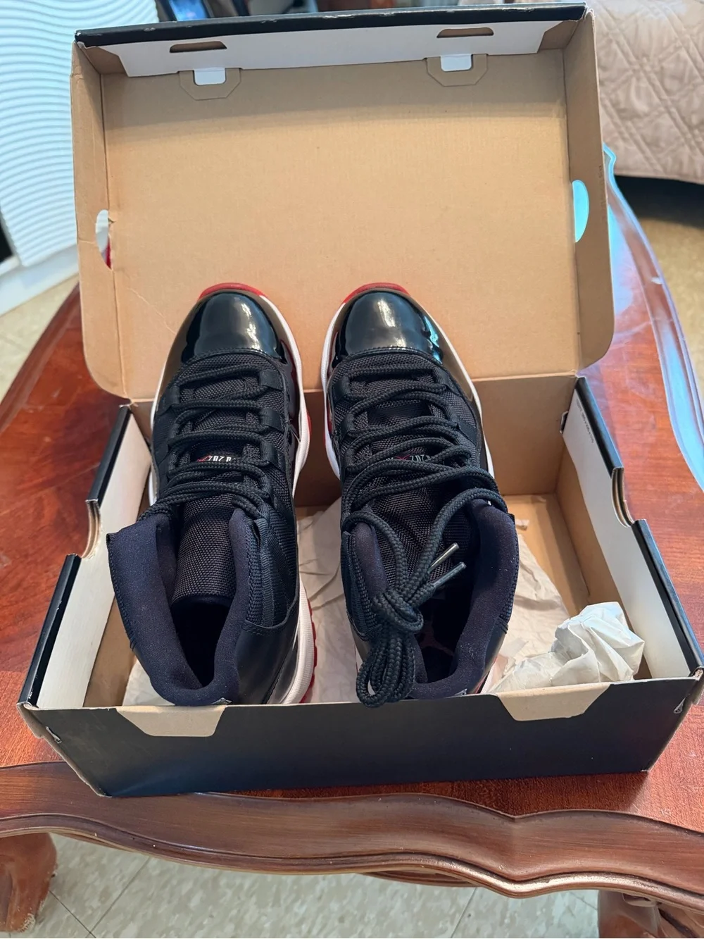 Air Jordan 11 Retro Black Varsity Red White Men’s Size 7.5